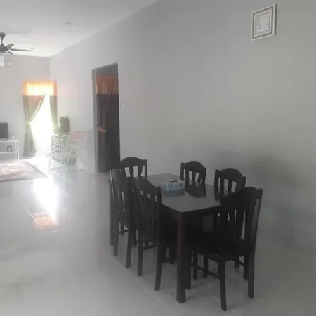 Aimy'S Homestay Simpang Empat  Exterior photo